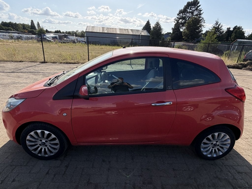 Ford Ka 1.2 Titanium X| ROOD| CLIMA| CRUISE| LM| 150DKM NAP, Auto's, Voorwielaandrijving, Stof, Gebruikt, 1242 cc