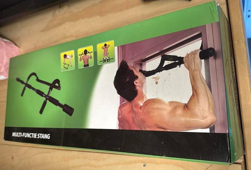 Multi-functionele optrekstang voor deurkozijn, Ophalen of Verzenden, Zo goed als nieuw, Armen, Oprekstang