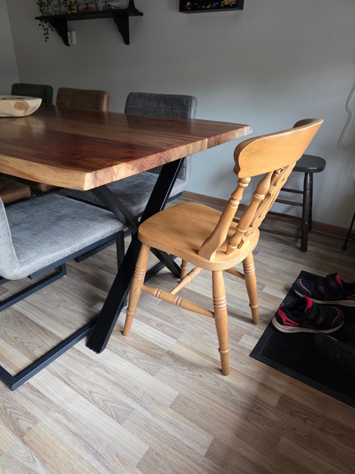6 Houten eetkamerstoelen, klassieke stijl, Huis en Inrichting, Ophalen, Gebruikt, Overige kleuren, Klassiek