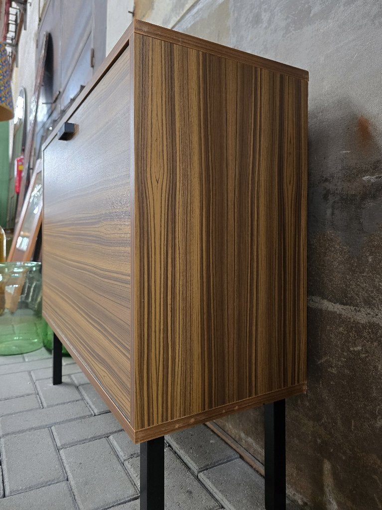 Vintage Jaren 70 Dressoir | Mid Century Schoenen Kast, Gebruikt, Grenenhout, Met klep(pen), 25 tot 50 cm