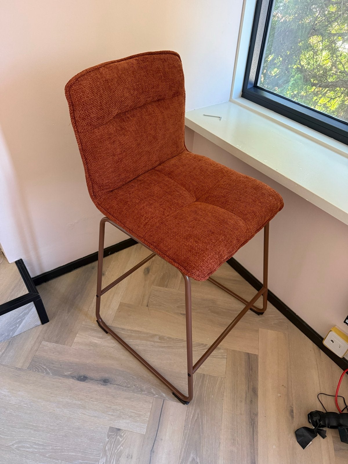 Twee Leenbakker Stella barkrukken, Huis en Inrichting, Barkrukken, Ophalen, Gebruikt, 90 cm of meer, Metaal