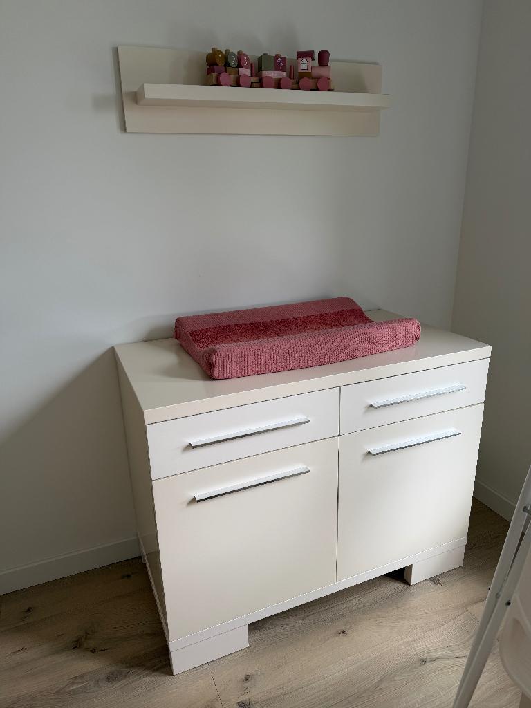 babykamer commode, Kinderen en Baby's, Kinderkamer | Commodes en Kasten, Ophalen, Gebruikt, 50 tot 70 cm, 100 cm of meer
