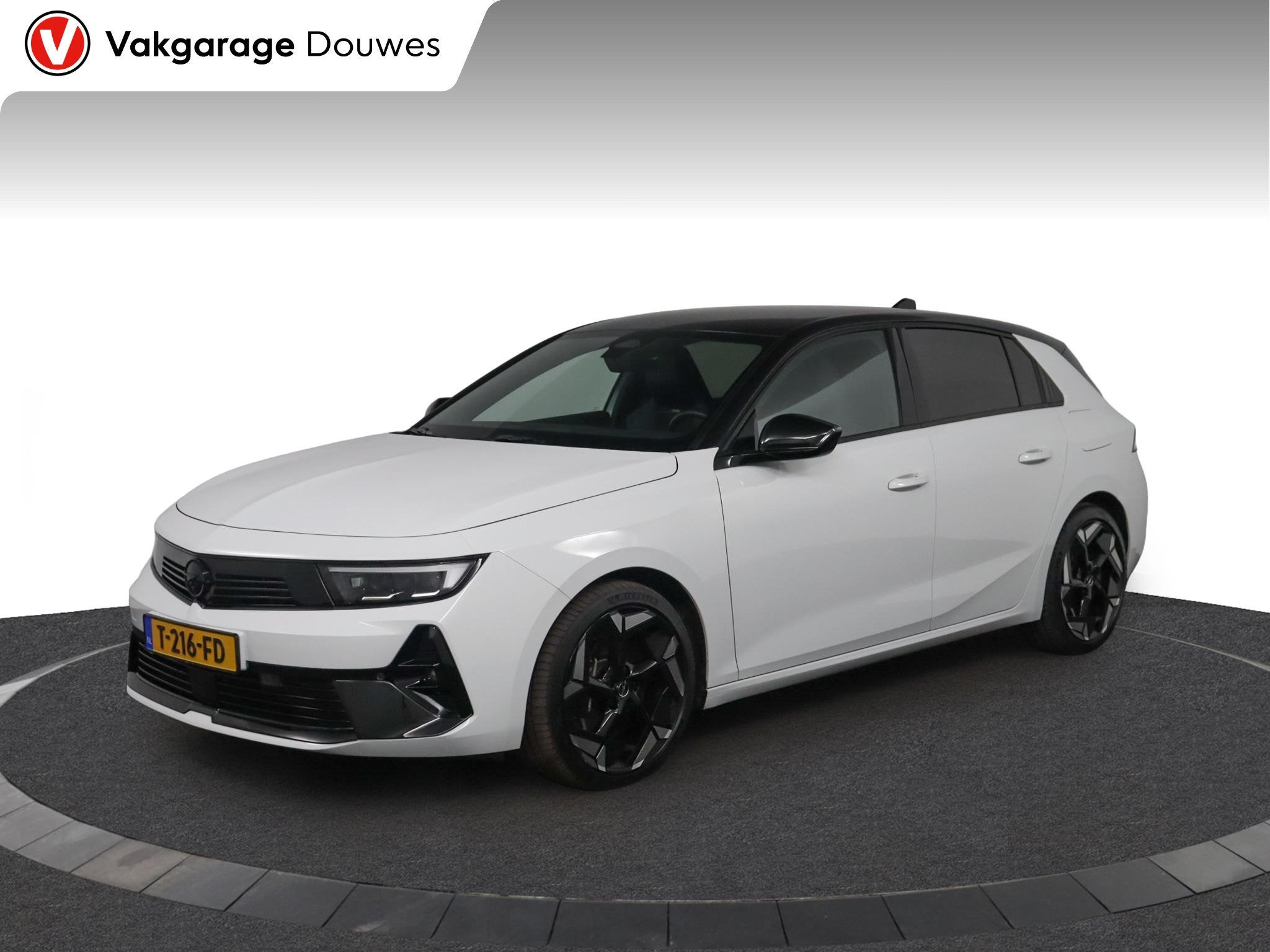 Opel Astra 1.6 Turbo Plug In Hybrid GSe |NAP |Stoel & Stuurv, Gebruikt, Euro 6, 4 cilinders, Alcantara