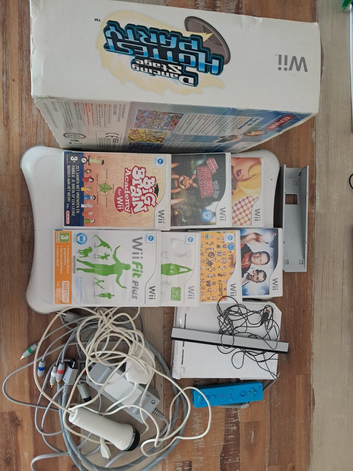 Wii pakket met met veel extra's, Ophalen, Gebruikt, Overige genres, 1 speler