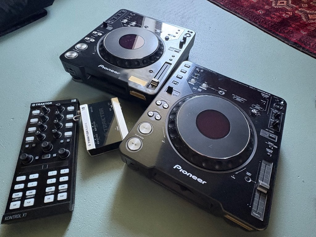 2x Pioneer CDJ-1000MK3 + Traktor X1 + TRAKTOR Audio 6, Ophalen of Verzenden, Gebruikt, Dj-set, Pioneer