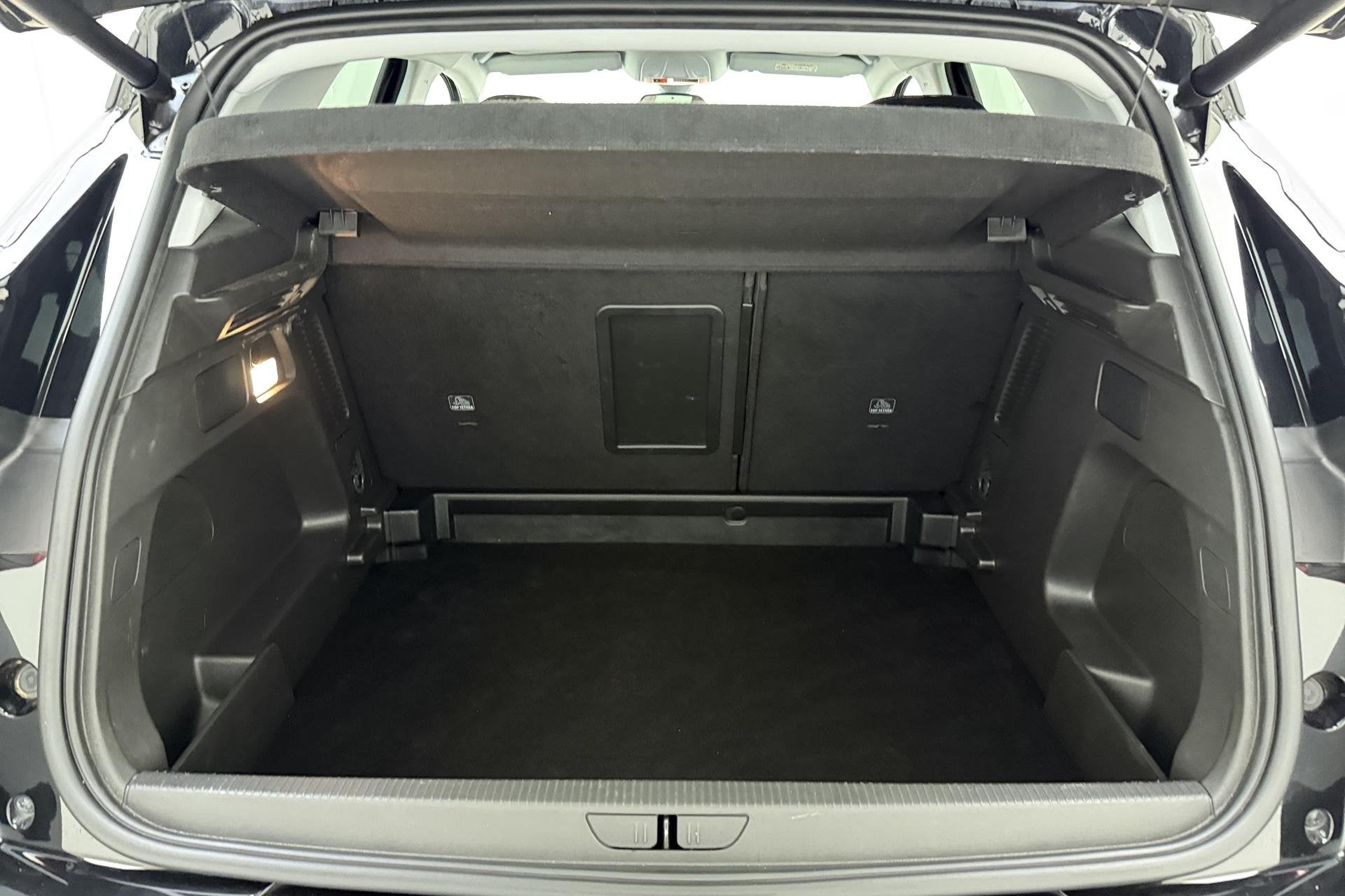 Opel Grandland 1.2 Turbo GS Line 130 PK | Navigatie | Camera, Gebruikt, 1199 cc, Leder en Stof, Zwart