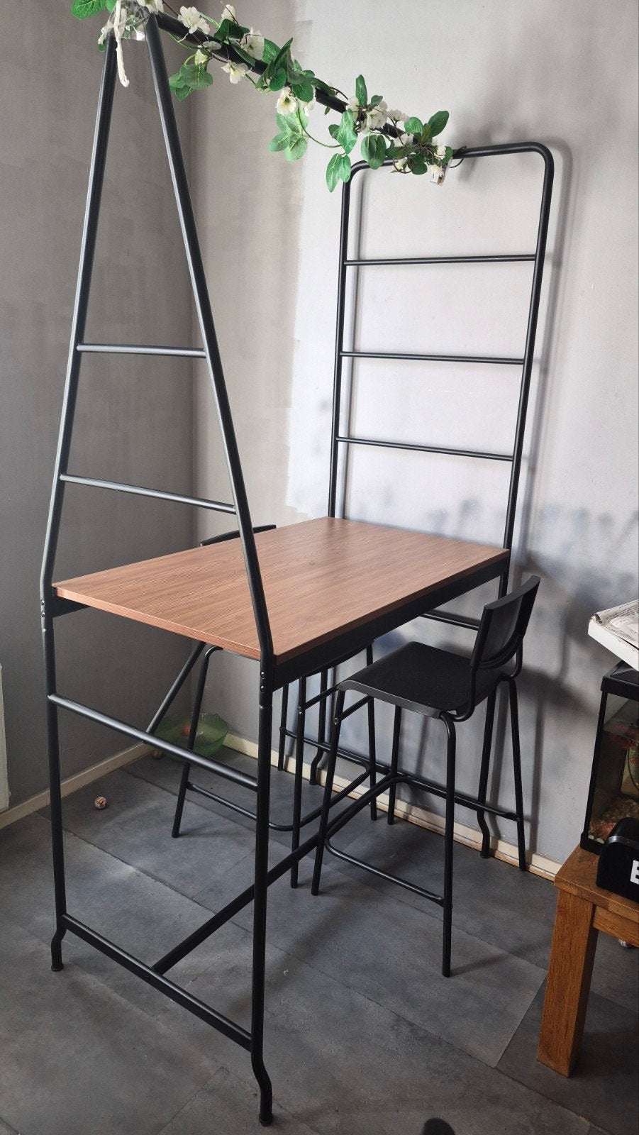 Zgan bartafel met 4 stoelen, Huis en Inrichting, Tafels | Eettafels, 50 tot 100 cm, 50 tot 100 cm, Zo goed als nieuw, Modern industrieel