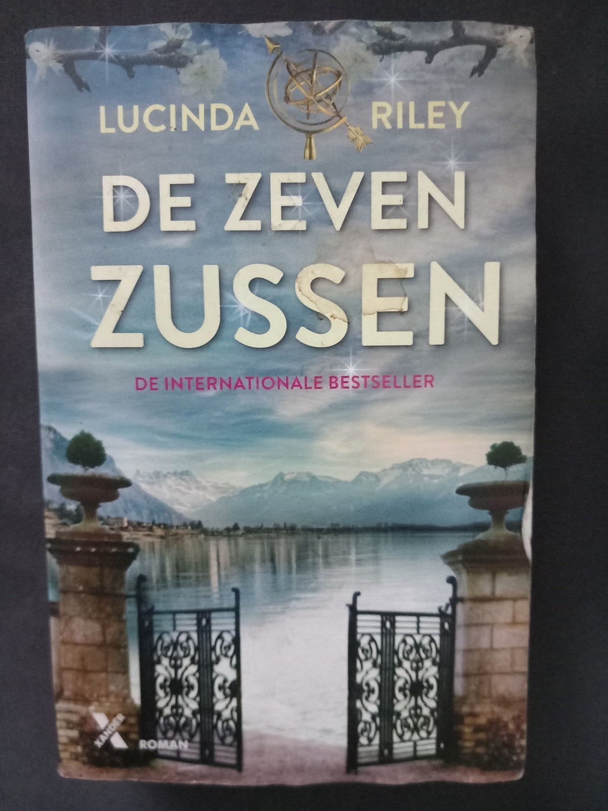 Lucinda Riley De zeven zussen, Ophalen of Verzenden, Gelezen, Lucinda Riley