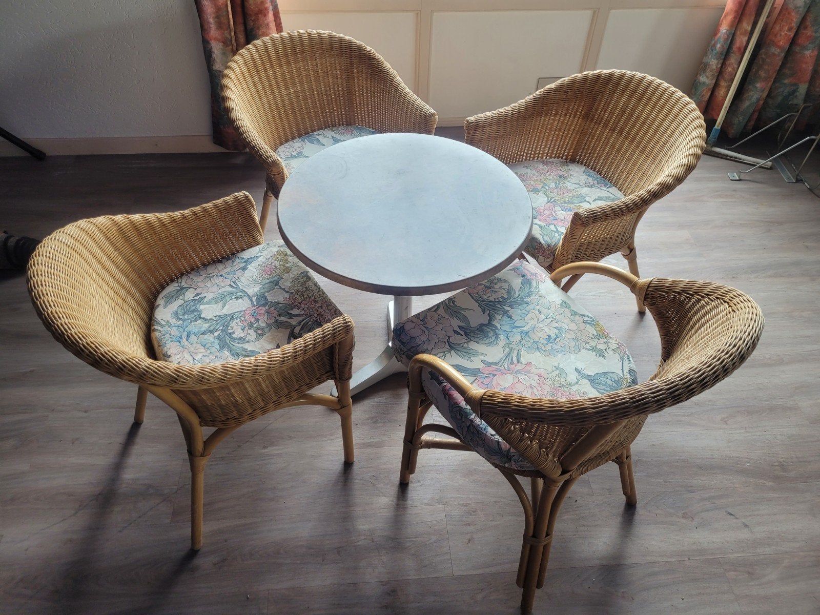 Terras set, Ophalen