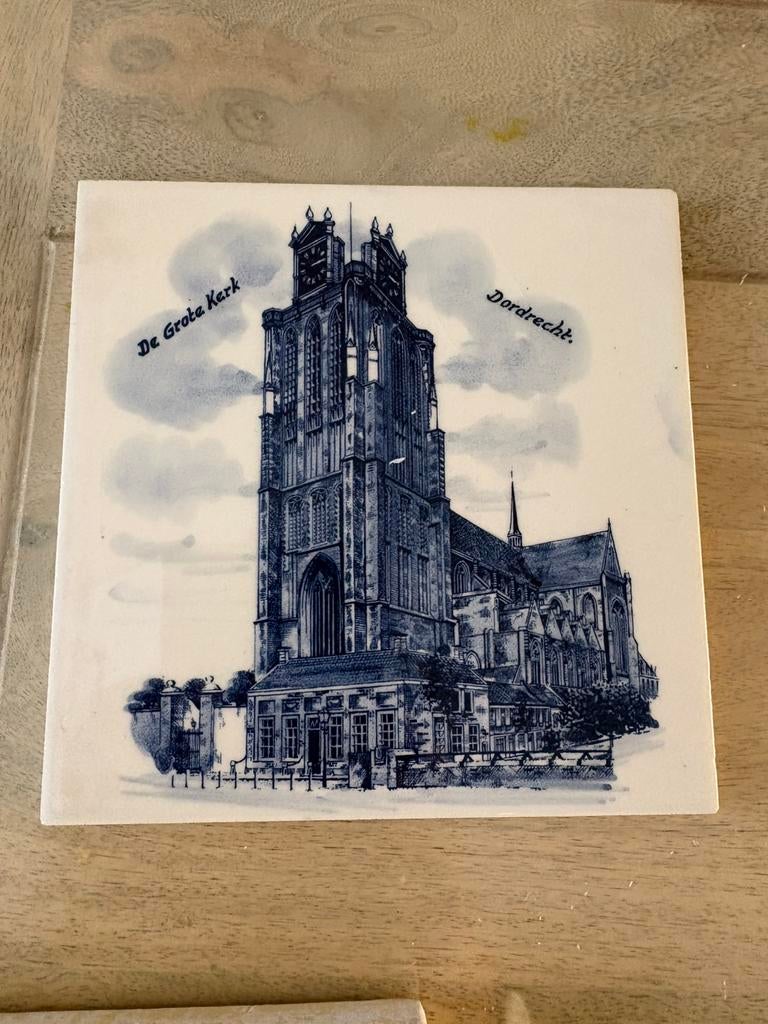 Tegel met kerk van Dordrecht, Ophalen of Verzenden
