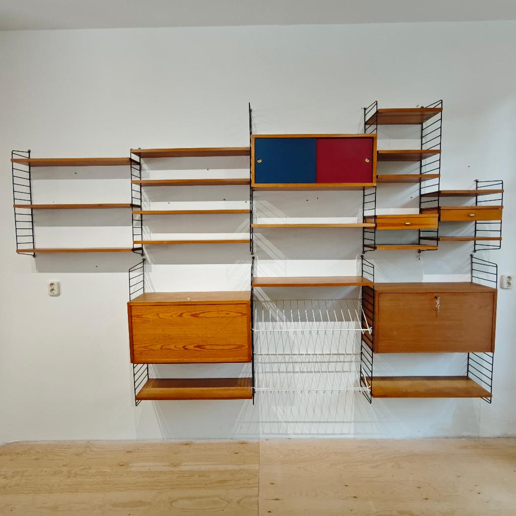 Vintage String wandsysteem kast Nils Strinning, Huis en Inrichting, Ophalen, Gebruikt, Met klep(pen), 200 cm of meer