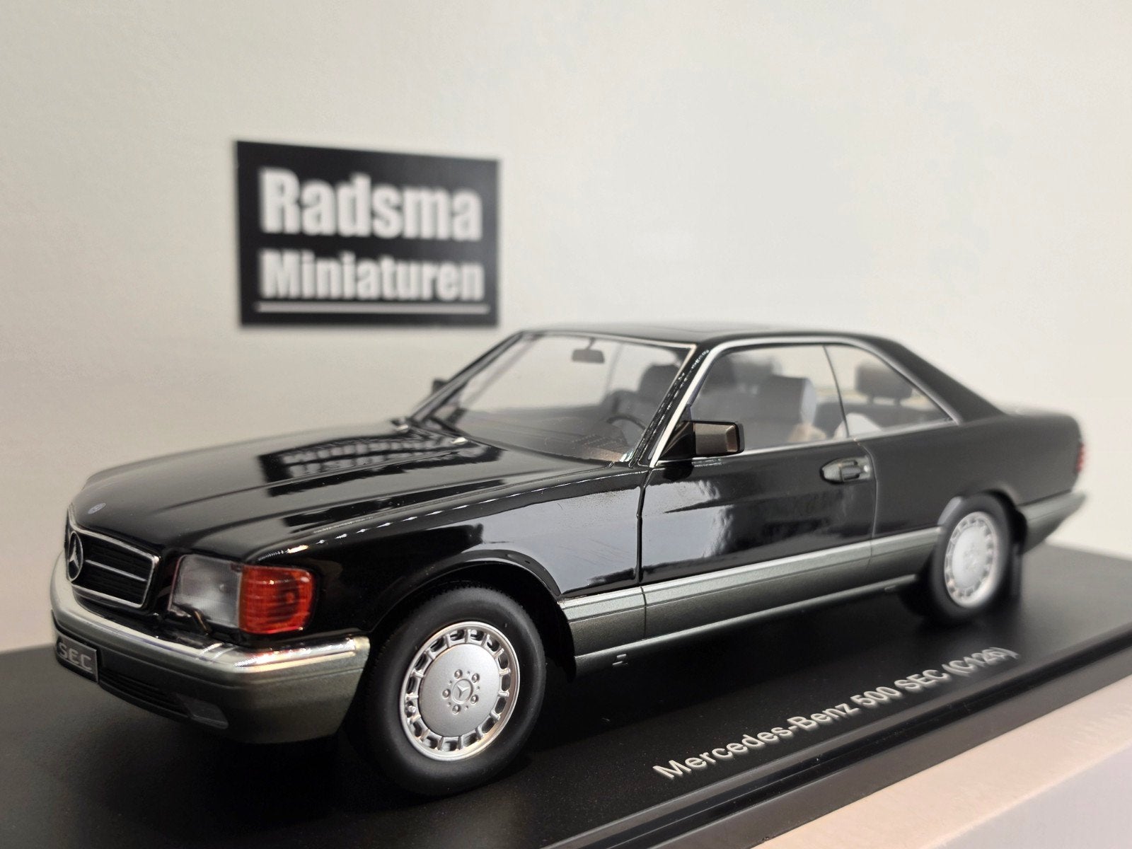 Mercedes-Benz 500sec - C126 Black - 1:18 KK-SCALE, Hobby en Vrije tijd, Auto, Nieuw, Ophalen of Verzenden, KK-Scale
