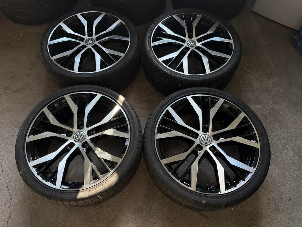 19 inch Origineel Volkswagen Santiago velgen met banden GOLF, 19 inch, Gebruikt, Banden en Velgen, Ophalen of Verzenden