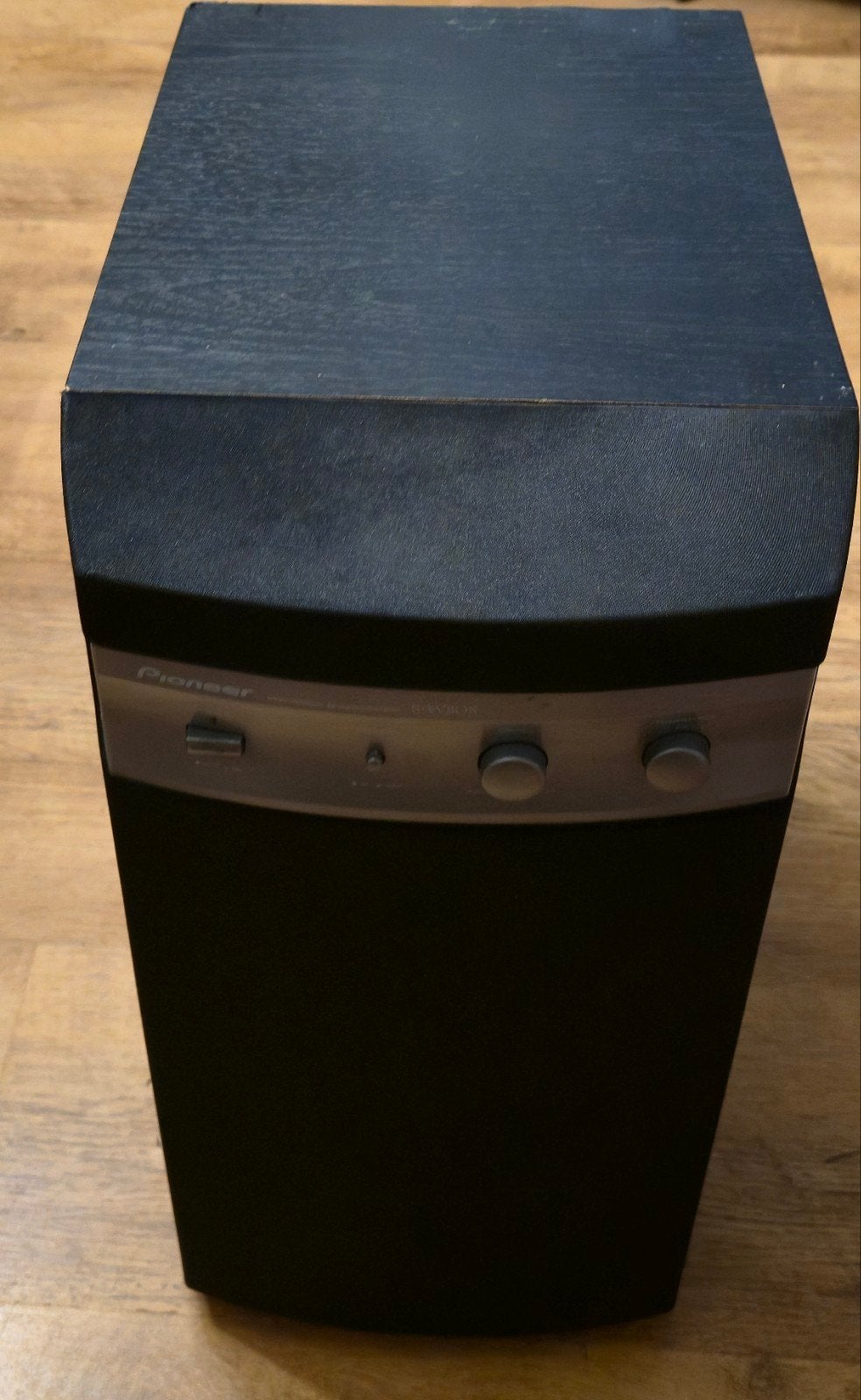 Krachtige Pioneer S-W8QS actieve subwoofer