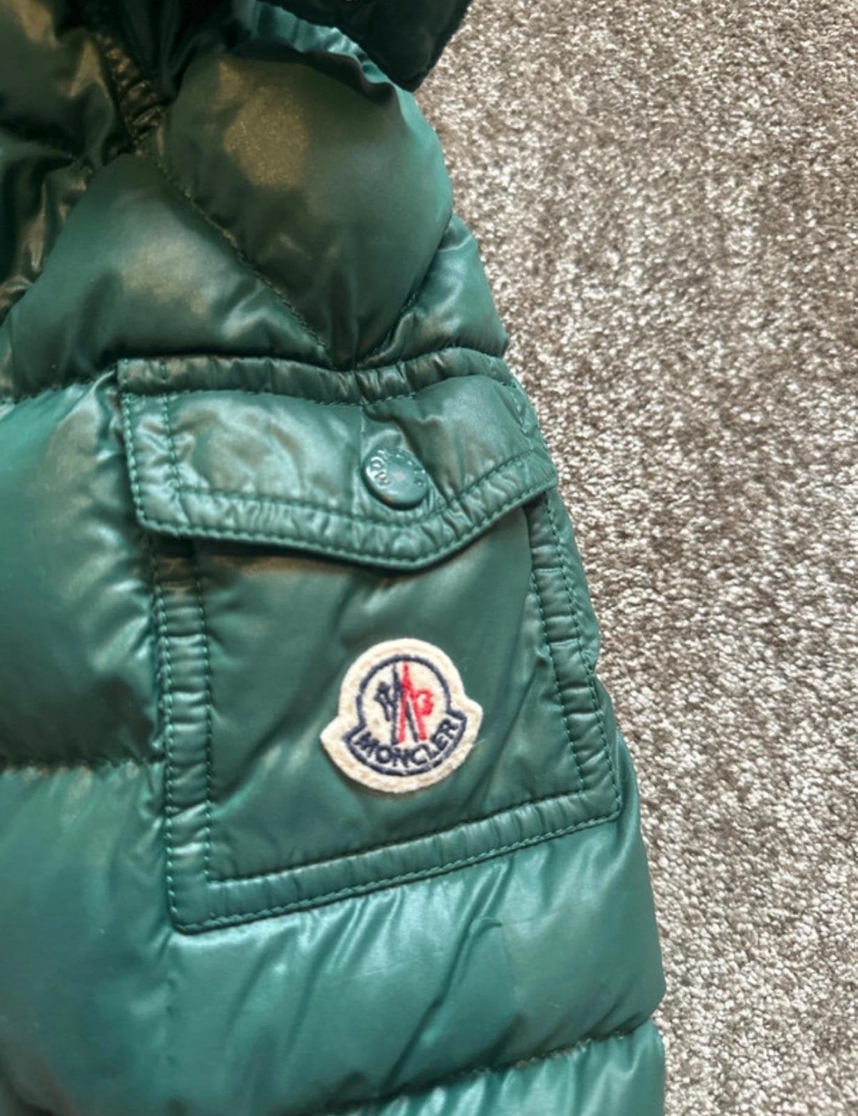 Moncler Kinderdonsjas Groen, Kinderen en Baby's, Ophalen of Verzenden, Zo goed als nieuw, Jongen of Meisje