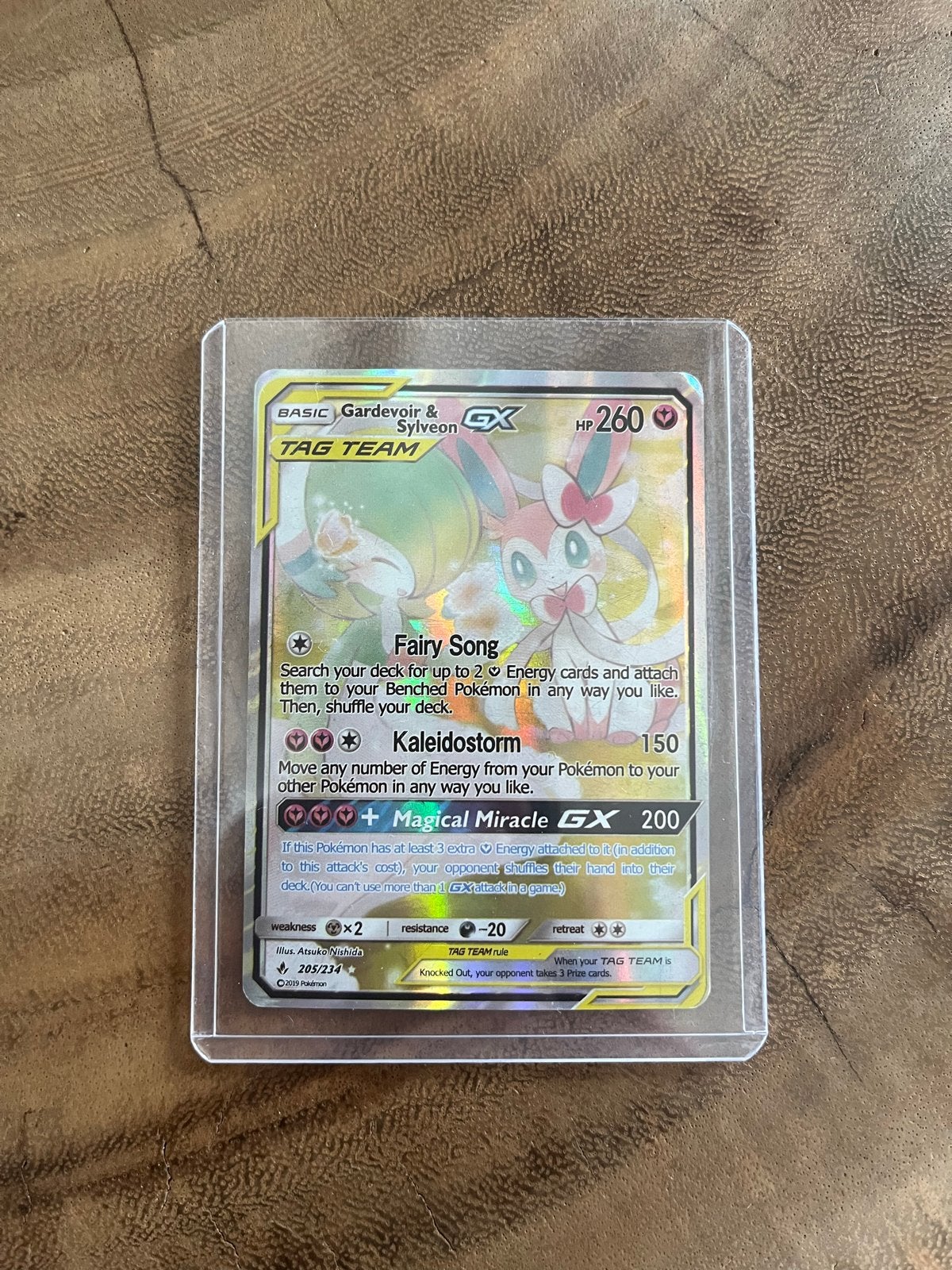Gardevoir & Sylveon GX Full Art Pokémon Kaart, Ophalen of Verzenden, Zo goed als nieuw, Losse kaart