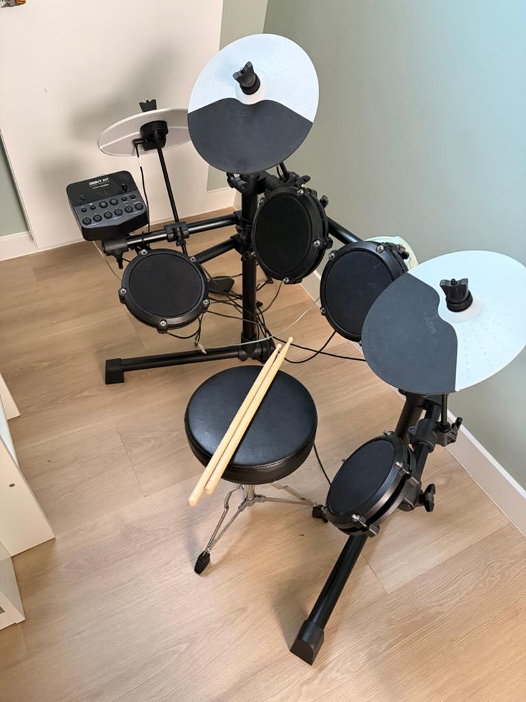 Alesis Debut Kit Elektronisch Drumstel - Ideaal voor beginne, Ophalen, Zo goed als nieuw, Overige merken, Elektronisch