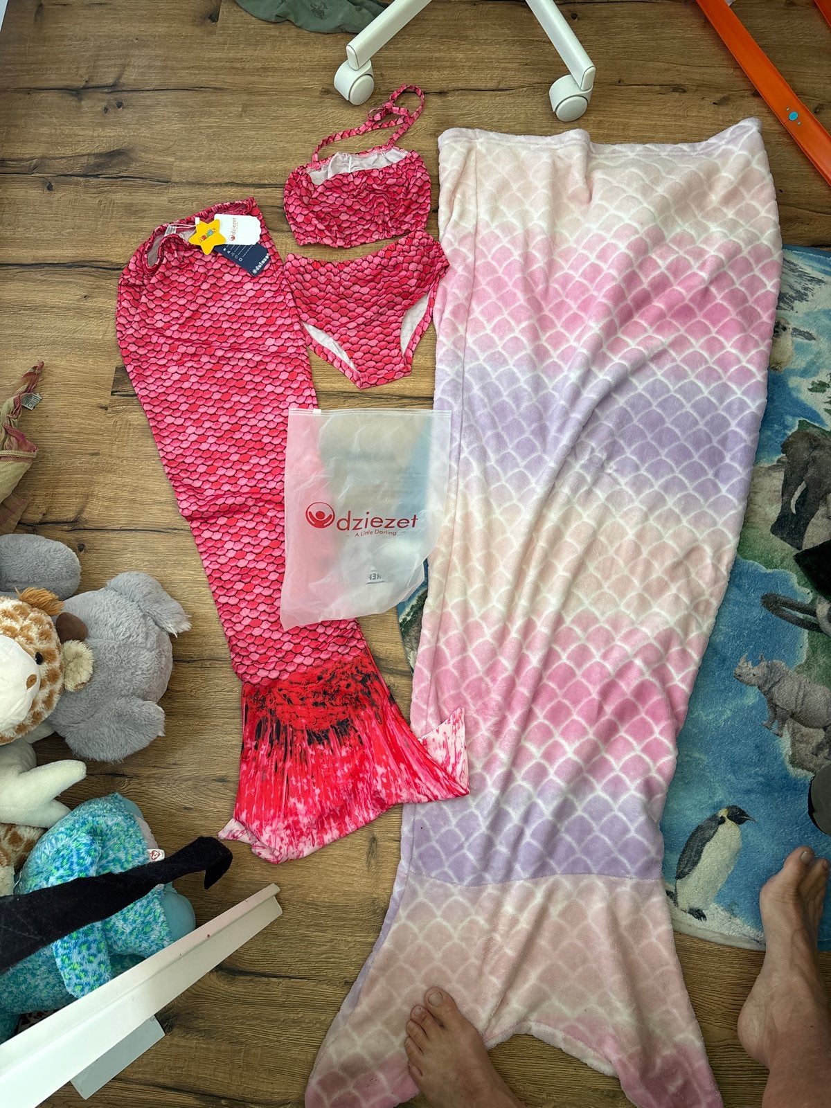Zeemeerminstaart bikini set 140 en deken - Nieuw!, Kinderen en Baby's, Kinderkleding | Kinder-zwemkleding, Ophalen of Verzenden