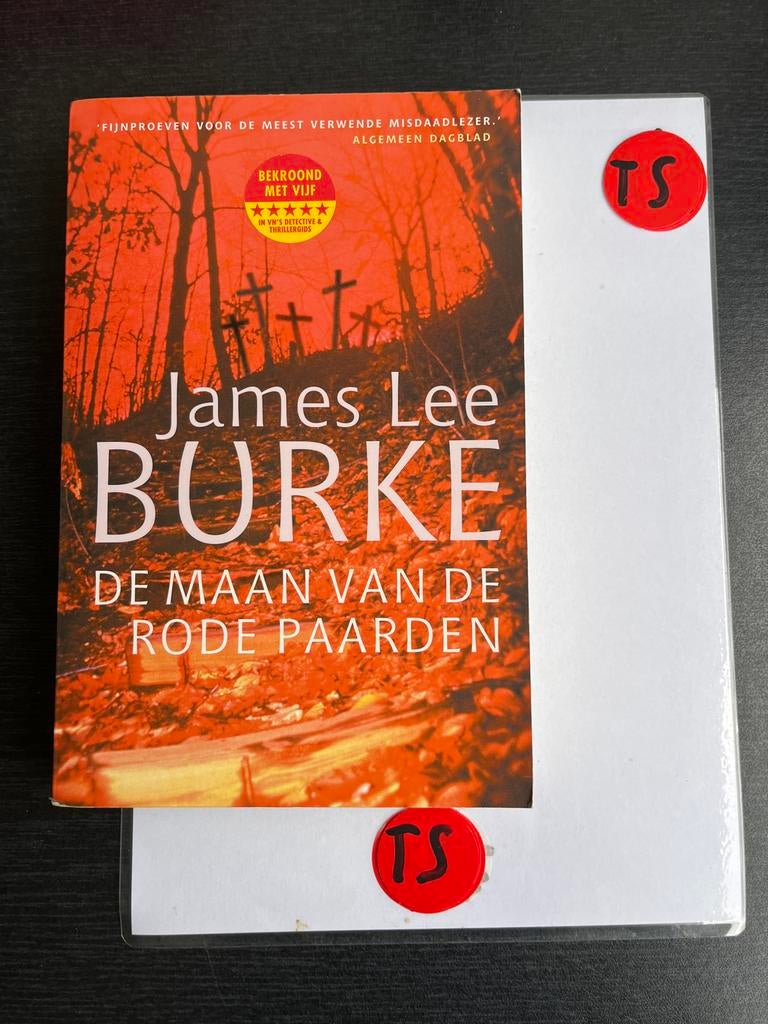 James Lee Burke - De Maan van de Rode Paarden, Boeken, Ophalen of Verzenden, Zo goed als nieuw, Europa overig