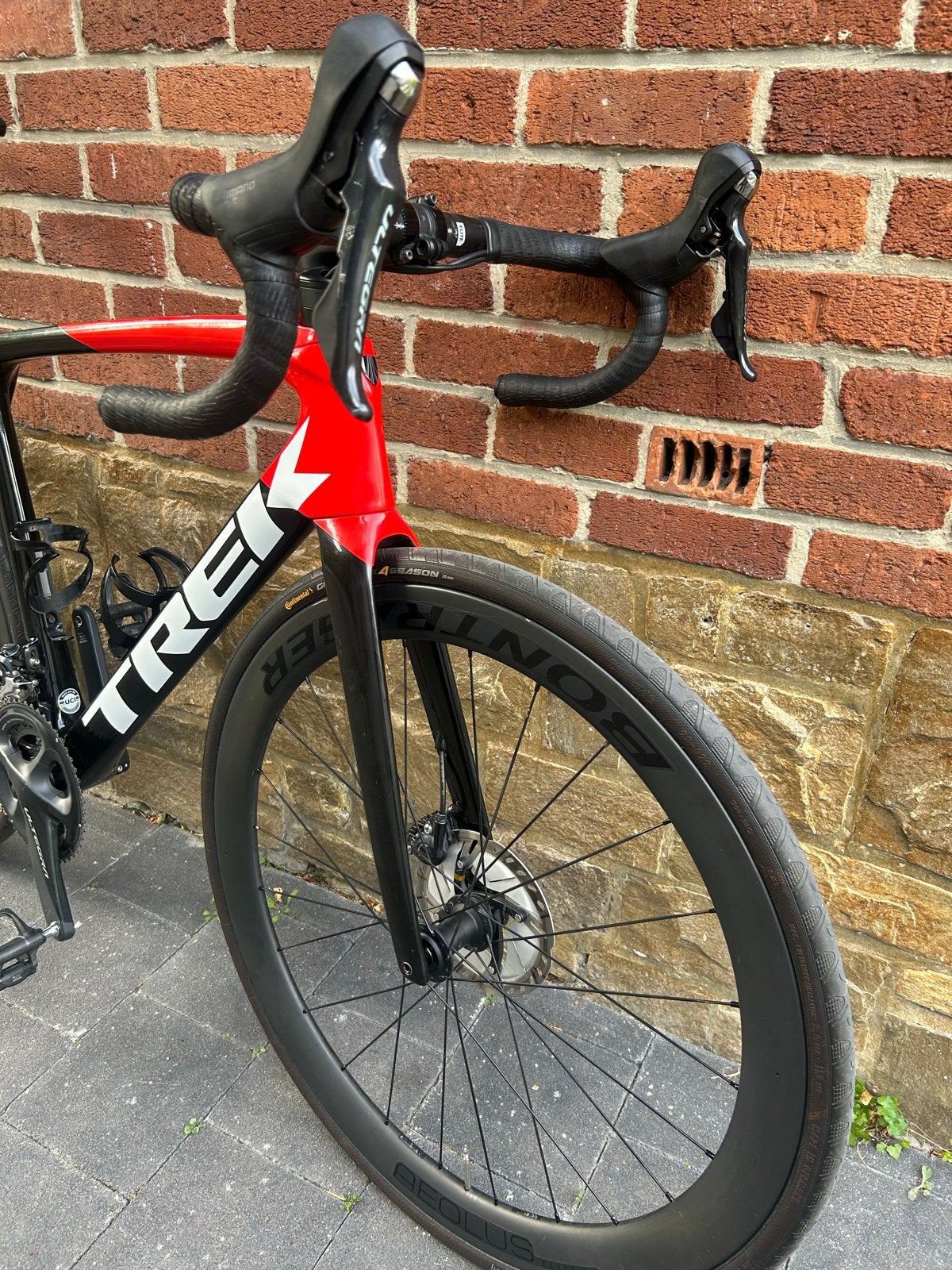 Foto 5 van Trek Émonda SL 6 2022 - Carbon racefiets (Maat 54)