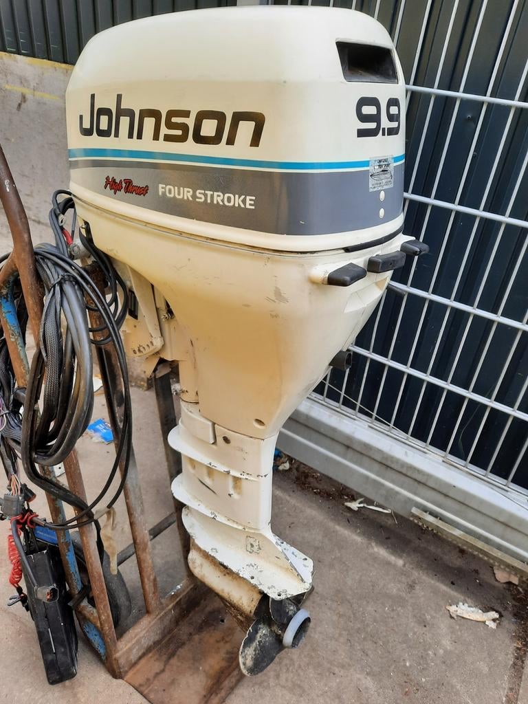 Johnson 9.9 PK Four Stroke Buitenboordmotor langstaart, Watersport en Boten, Ophalen, 10 tot 30 pk, Gebruikt, Viertaktmotor
