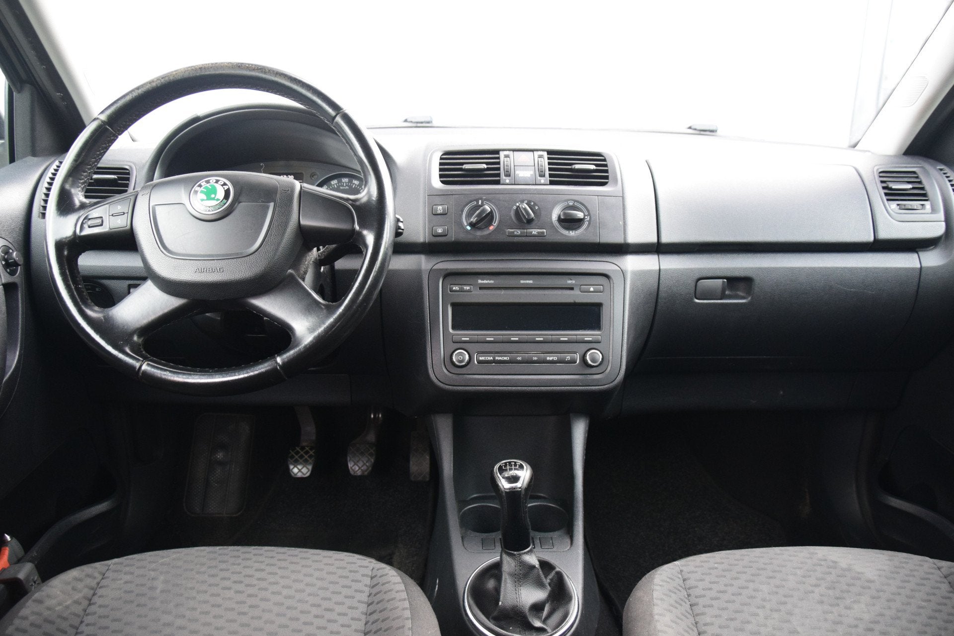 Skoda Fabia Combi 1.2 TDI Greenline Airco Cruise Dakrails, Auto's, Voorwielaandrijving, Euro 5, Zwart, 1199 cc