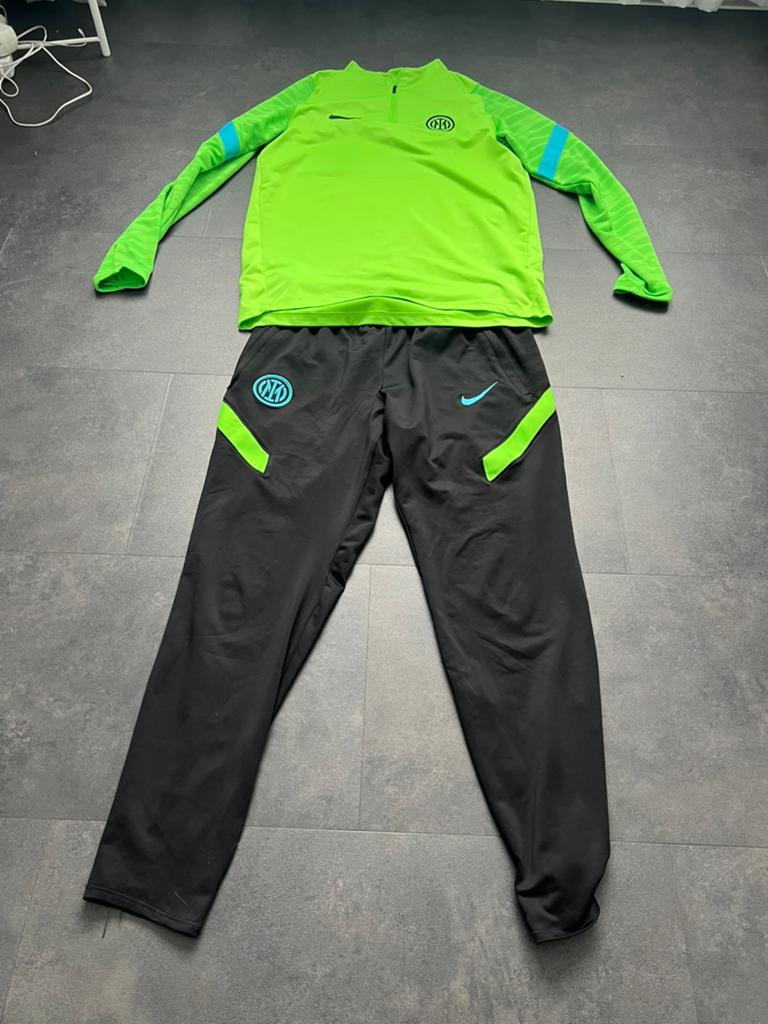 Inter trainingspak M, Kleding | Heren, Sportkleding, Ophalen of Verzenden, Nieuw, Voetbal