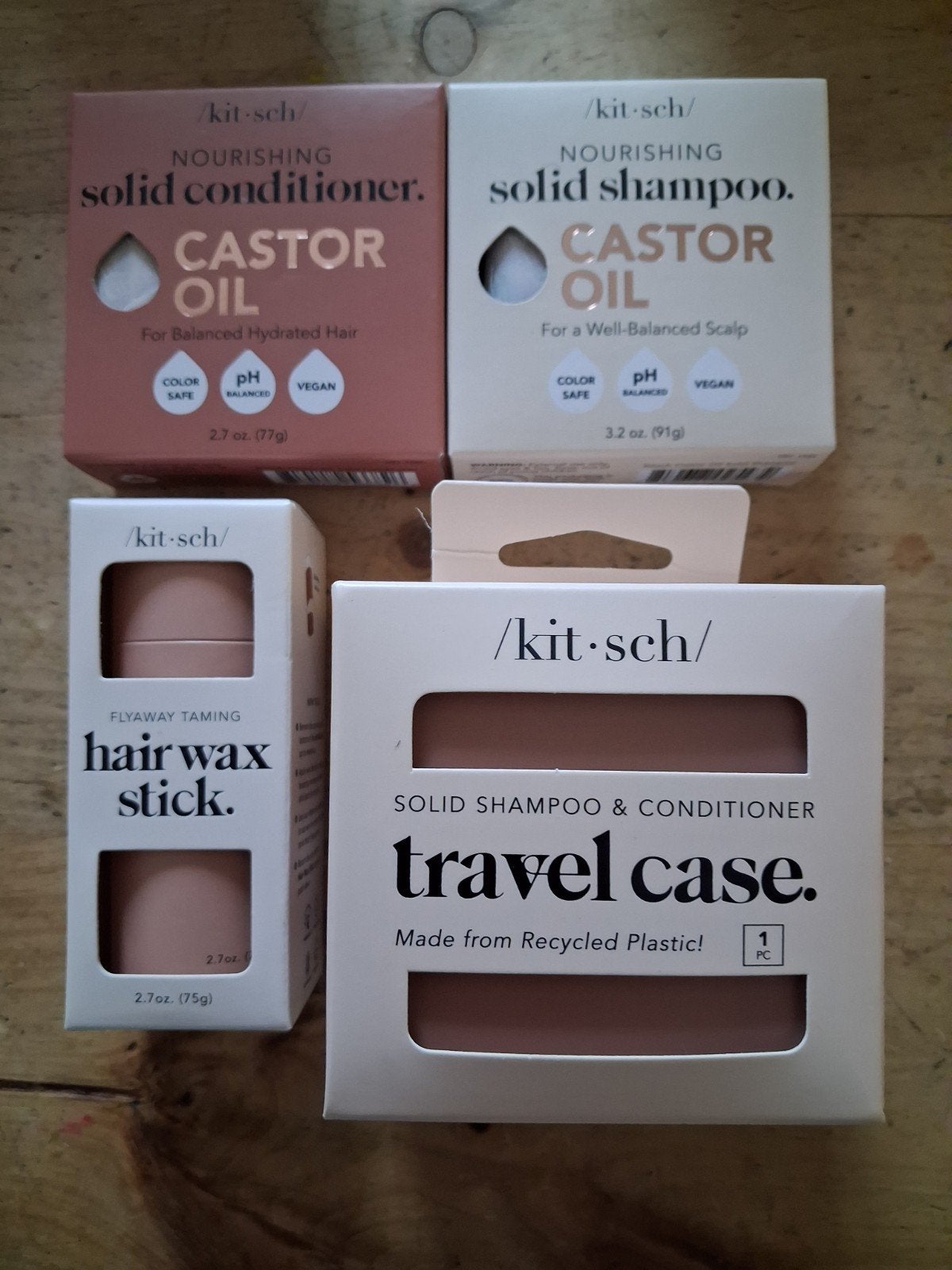 Kitsch verzorgingsproducten voor je haar., Ophalen of Verzenden, Nieuw, Haarverzorger of -hersteller
