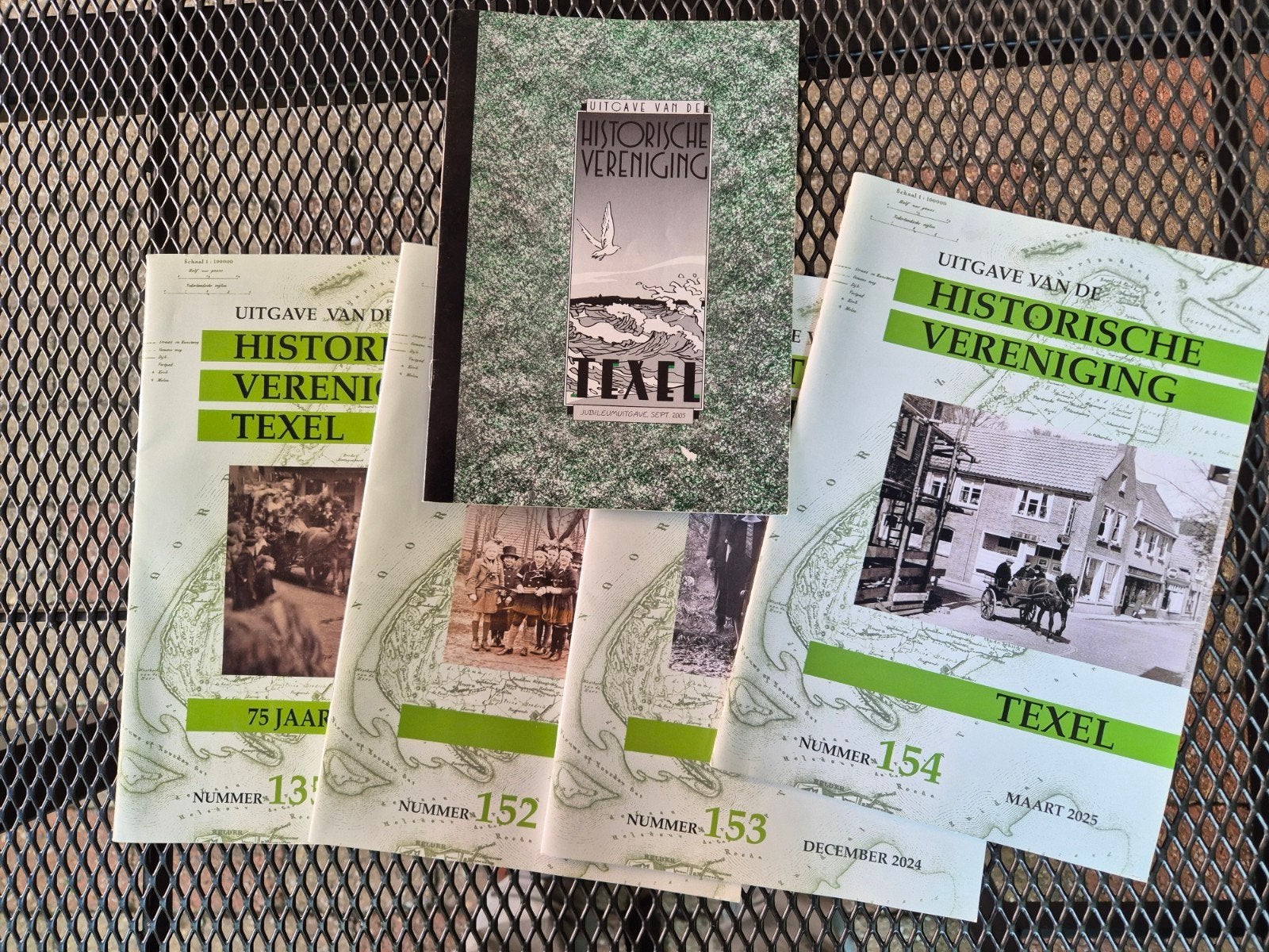 Historische Vereniging Texel - Diverse Uitgaven, Boeken, Ophalen of Verzenden, 20e eeuw of later, Zo goed als nieuw, Historische Vereniging Texel