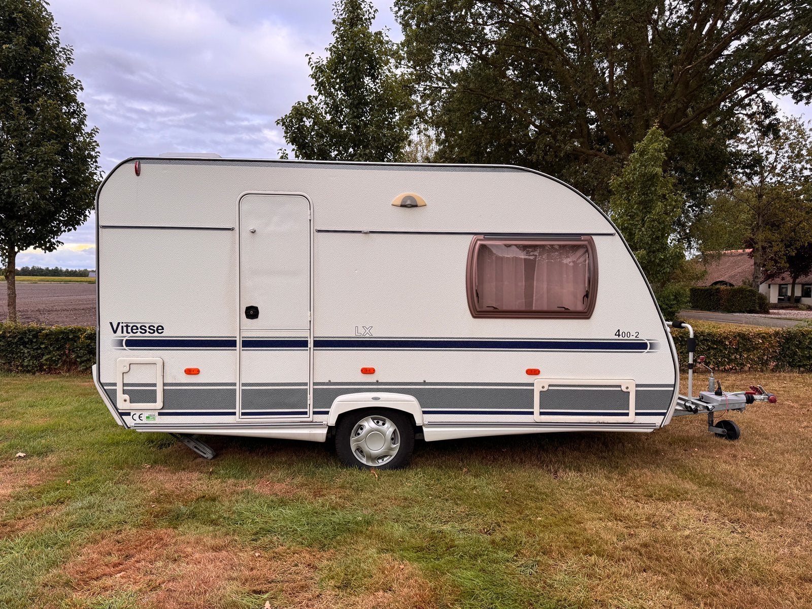 Beyerland Vitesse 400 + voortent + Unico Verona XL luifel, Caravans en Kamperen, Caravans, Rondzit, Tot en met 2, 750 - 1000 kg