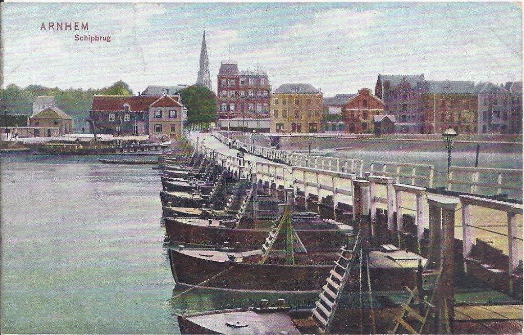Arnhem Schipbrug - ongelopen oude ansichtkaart A2371, Ophalen of Verzenden, 1920 tot 1940, Ongelopen, Gelderland