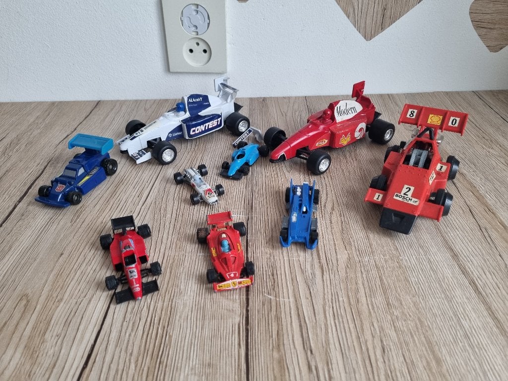 9 Leuke Vintage Model Race Auto's - Formule 1 - Verzamelen, Verzenden