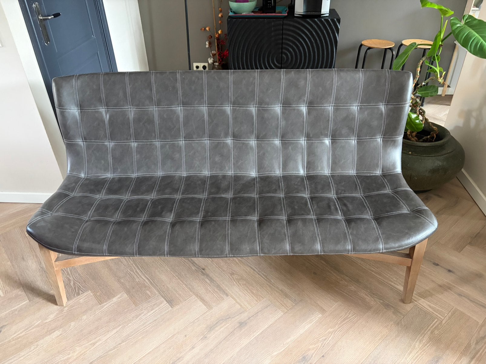 Stijlvolle en comfortabele design eetkamerbank / loungebank, Ophalen, Minder dan 75 cm, 150 tot 200 cm, Driepersoons