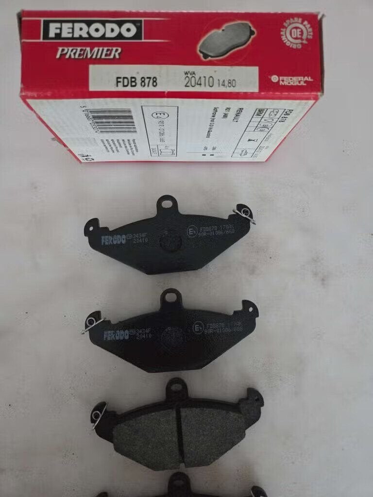 Set Remblokken Chrysler Dodge Lotus Renault Tesla, Auto-onderdelen, Gebruikt, -, -, Ophalen of Verzenden