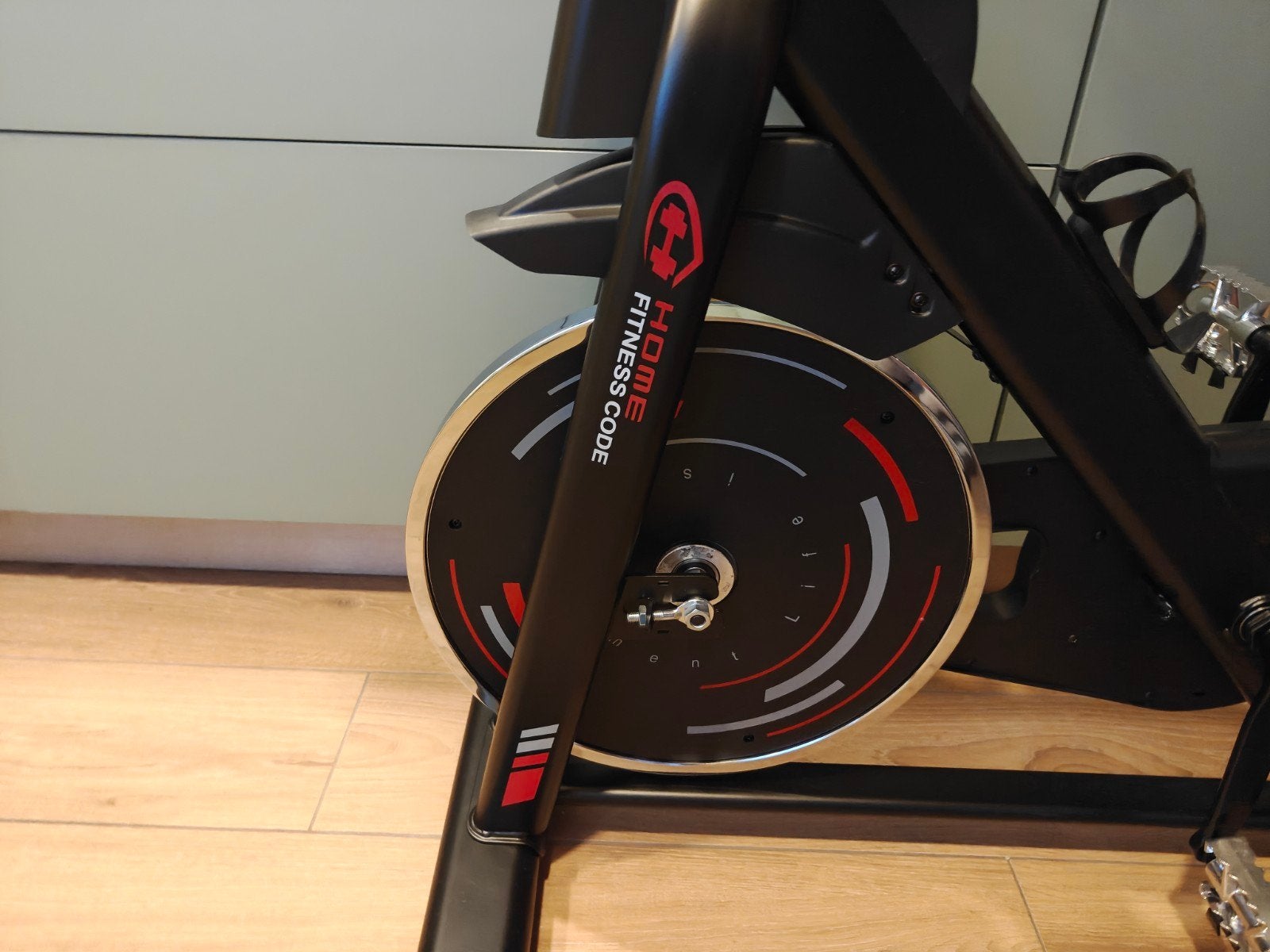 Hometrainer NIEUW!, Sport en Fitness, Ophalen of Verzenden, Zo goed als nieuw, Metaal, Benen