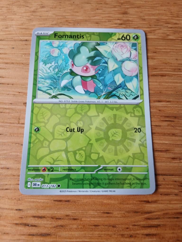 Pokémon Kaart Fomantis (Basic) 013/182, Hobby en Vrije tijd, Verzamelkaartspellen | Pokémon, Zo goed als nieuw, Losse kaart, Ophalen of Verzenden