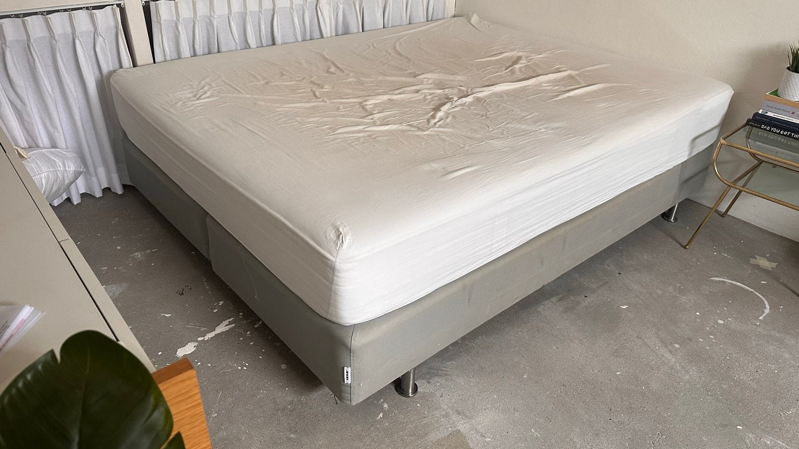 Gratis 2-persoons boxspring met matras, Ophalen of Verzenden, Gebruikt, Tweepersoons, Grijs
