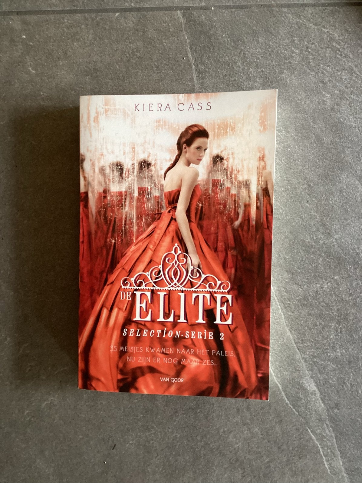 De Elite Selection serie 2 van Kiera Cass, Ophalen of Verzenden, Zo goed als nieuw