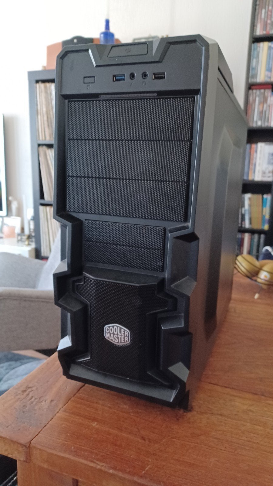 Coolermaster Desktop met Intel i5 Processor, 8 GB, Zo goed als nieuw, Gaming, HDD