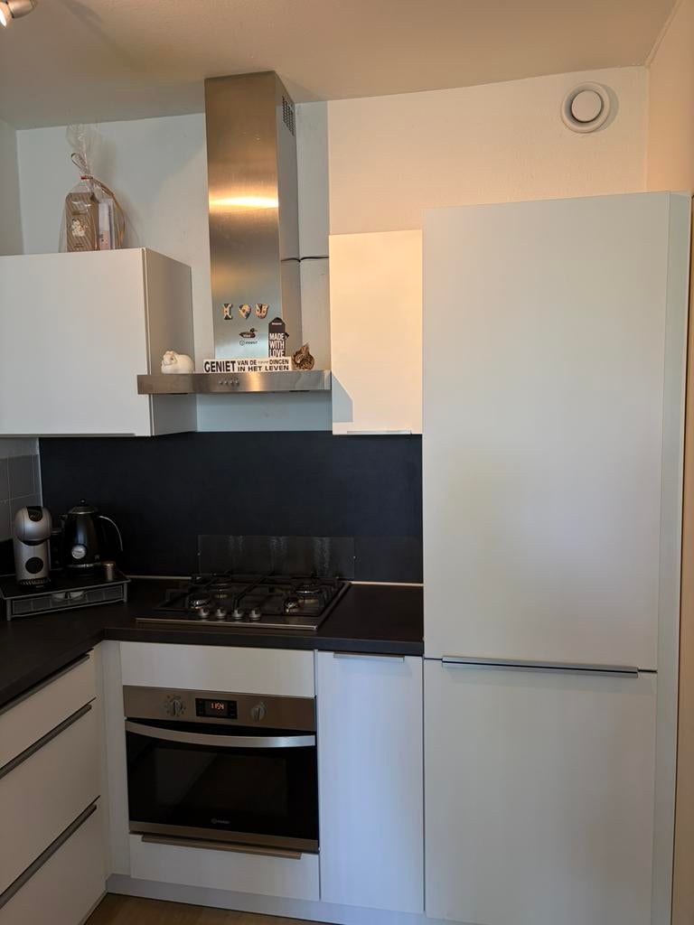 Hoekkeuken, Huis en Inrichting, Keuken | Complete keukens, Ophalen of Verzenden, Zo goed als nieuw, Graniet of Steen, Hoekkeuken