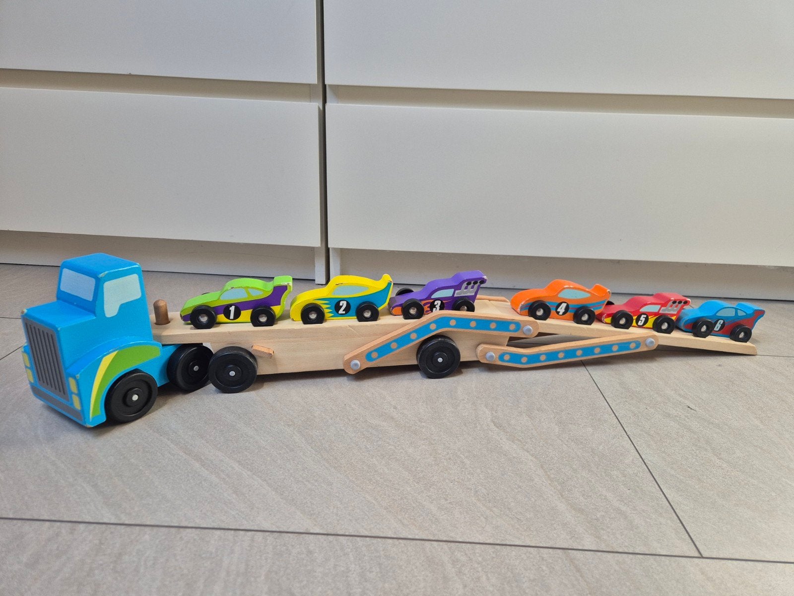 Melissa & Doug Houten Vrachtwagen met 6 Racewagens, Ophalen of Verzenden, Gebruikt