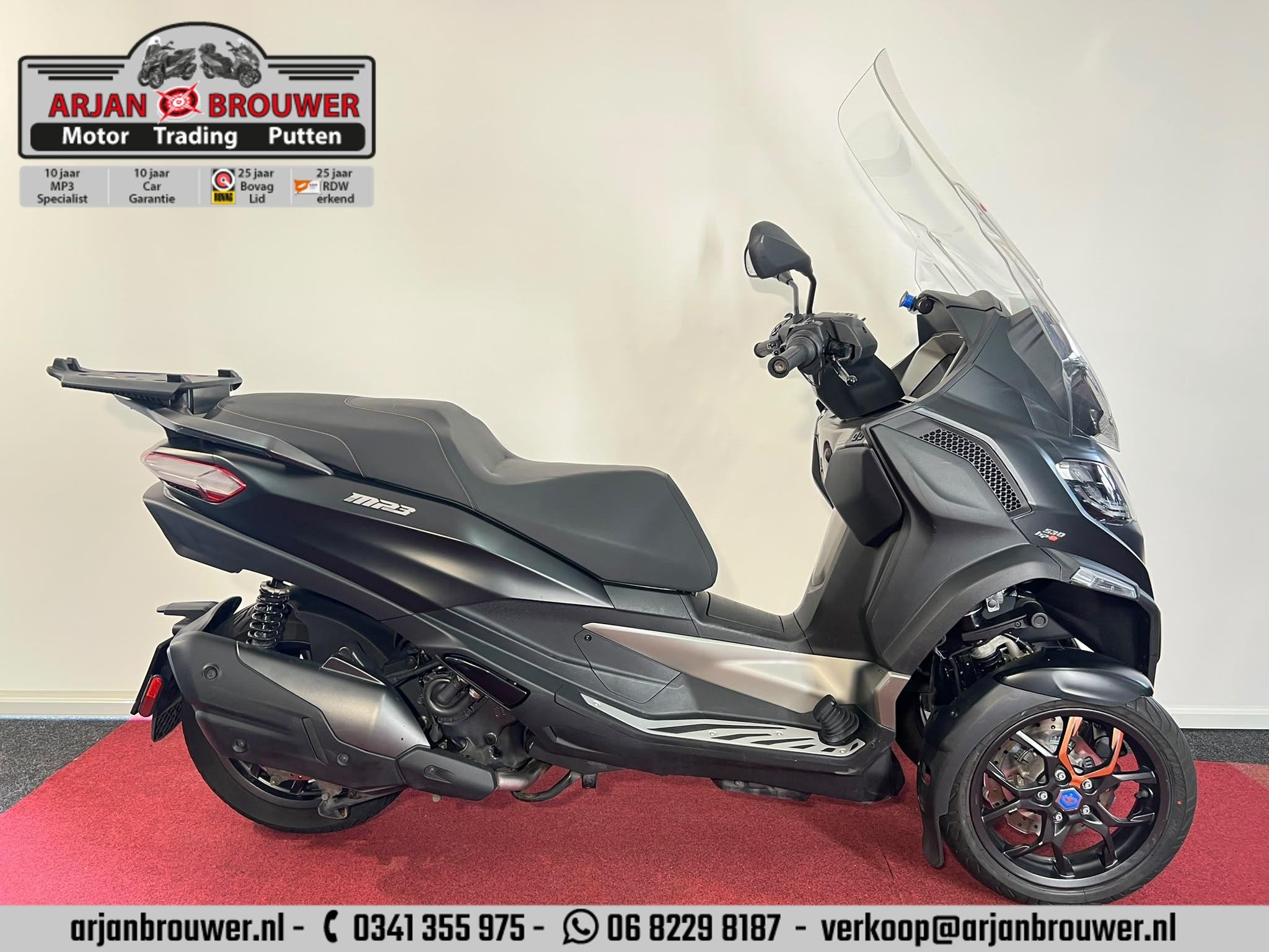 Piaggio 530 MP3 HPE Exclusive, Bedrijf, Handvatverwarming, Piaggio Vespa B.V., Minervum 7272
4817 ZM  Breda, NL