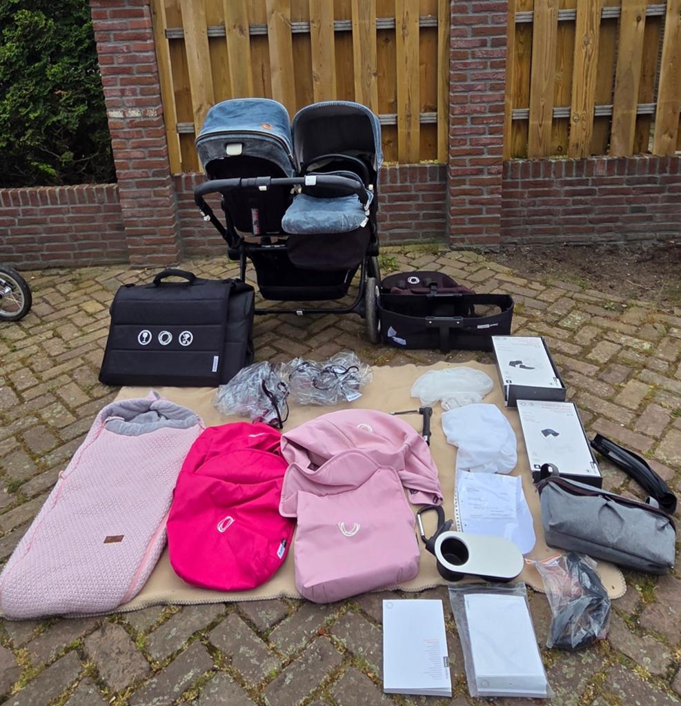 Bugaboo donkey Diesel zwart frame met veel extra's, Kinderen en Baby's, Kinderwagens en Combinaties, Ophalen of Verzenden, Bugaboo