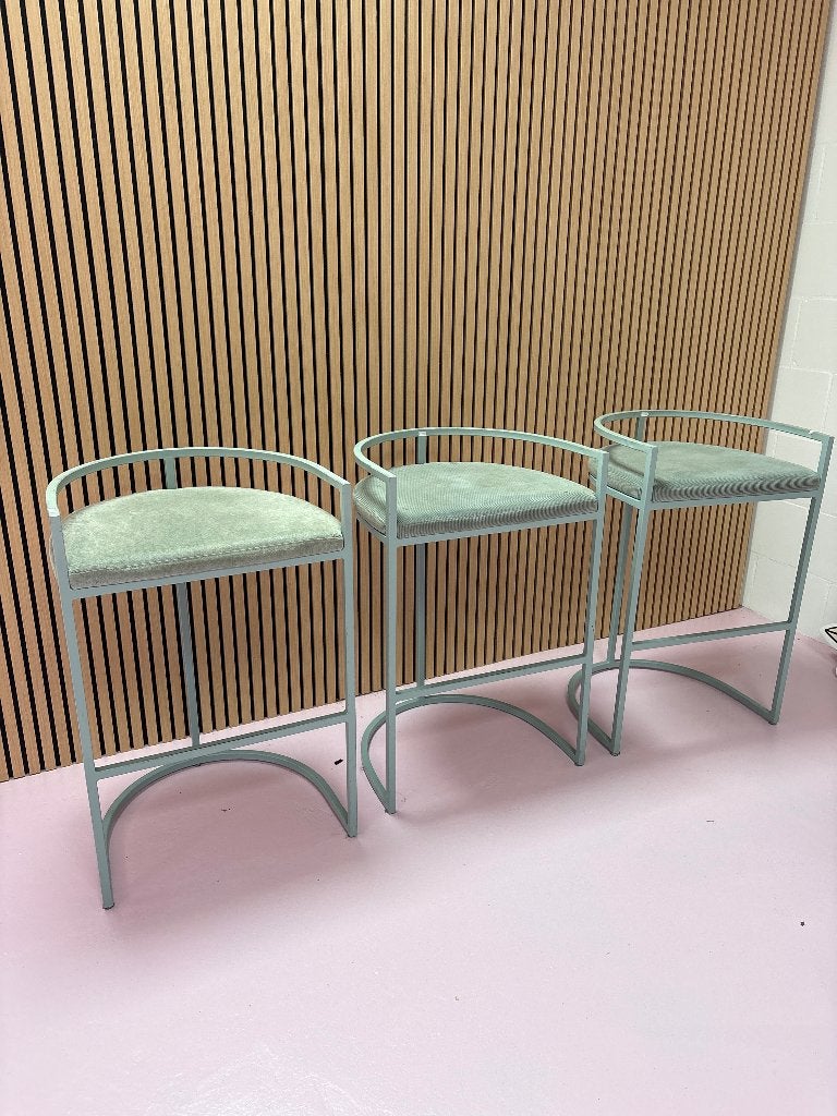 Barkruk 3x retro gratis, Ophalen, Gebruikt, Met voetsteun, 60 tot 90 cm