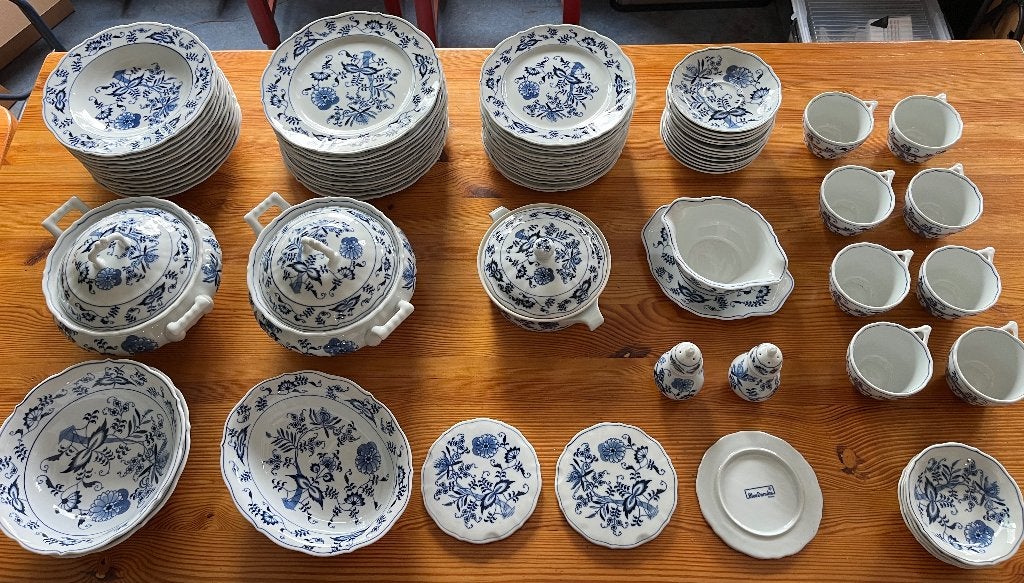 Prachtig Blue Danube Servies - Uitgebreide Verzameling!, Antiek en Kunst, Antiek | Servies los, Ophalen
