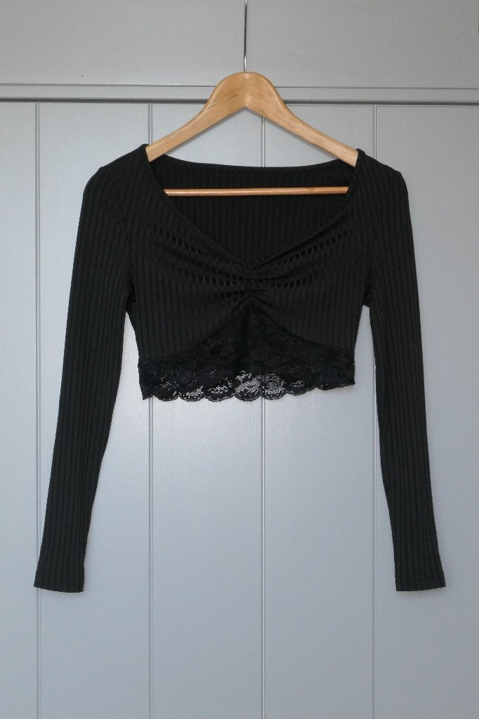 Top zwart met kant lange mouw | XS | Shein, Kleding | Dames, Tops, Zwart, Ophalen of Verzenden, Zo goed als nieuw, Lange mouw