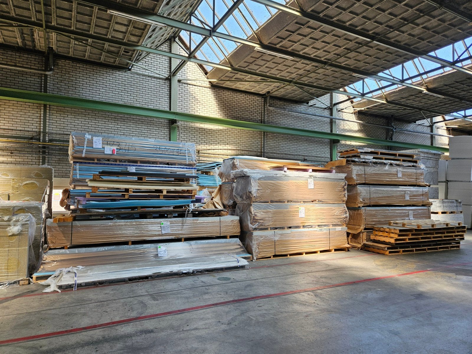Grote partij B-keus sandwichpanelen 20mm dik, Doe-het-zelf en Verbouw, Ophalen of Verzenden, Gebruikt, Overige materialen, Minder dan 20 mm
