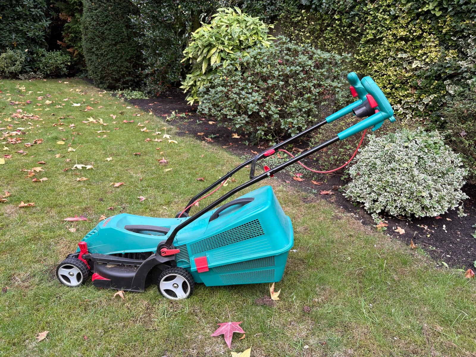 Bosch ARM 34 Elektrische Grasmaaier - Zo goed als nieuw, Ophalen, Cirkelmaaier, Elektrische grasmaaier, Zo goed als nieuw