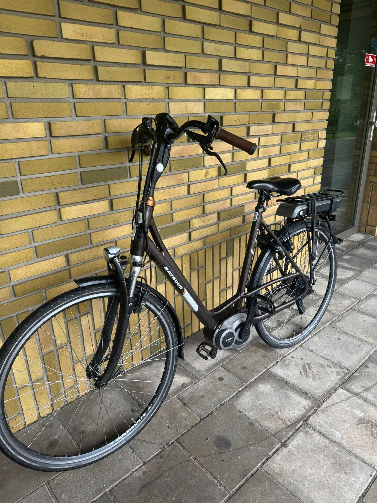 Batavus E-bike met defecten - Achterlicht, remmen, standaard, Ophalen, Gebruikt, Batavus, 51 tot 55 cm