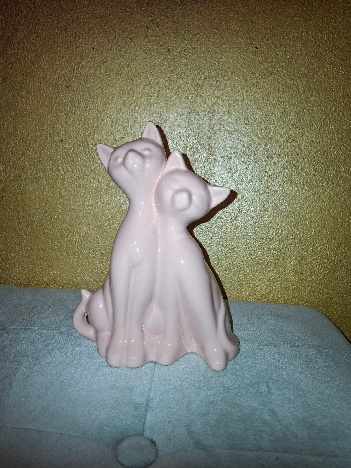 porselein roze katten beeld  30 cm, Ophalen of Verzenden, Zo goed als nieuw, Dier